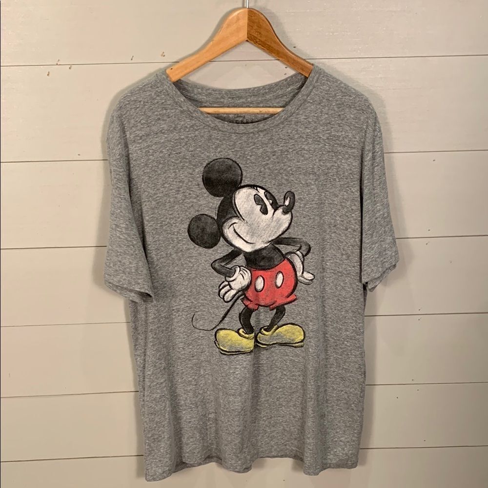 Gray Mickey Mouse graphic T-Shirt soft and broken in perfect for Disney vacation